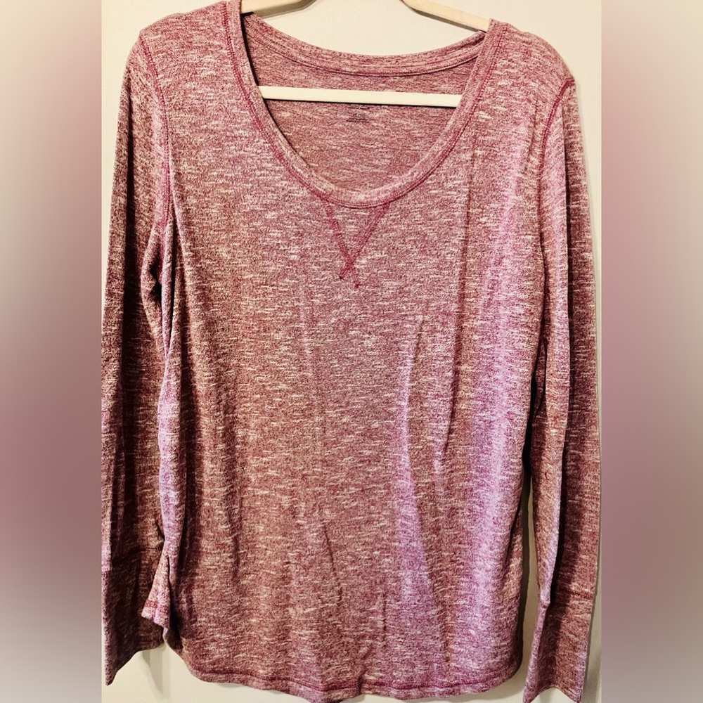 Liz Lange Maternity XL Active Top Light Red